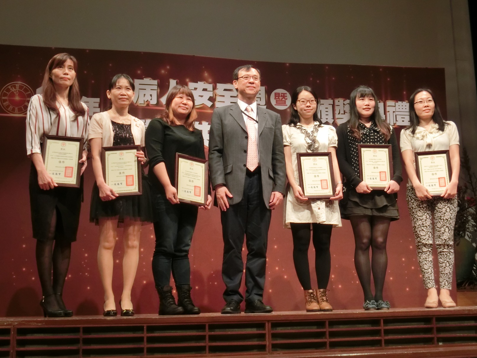 本院參與醫策會105年醫病共享決策(SDM)榮獲佳績說明圖片