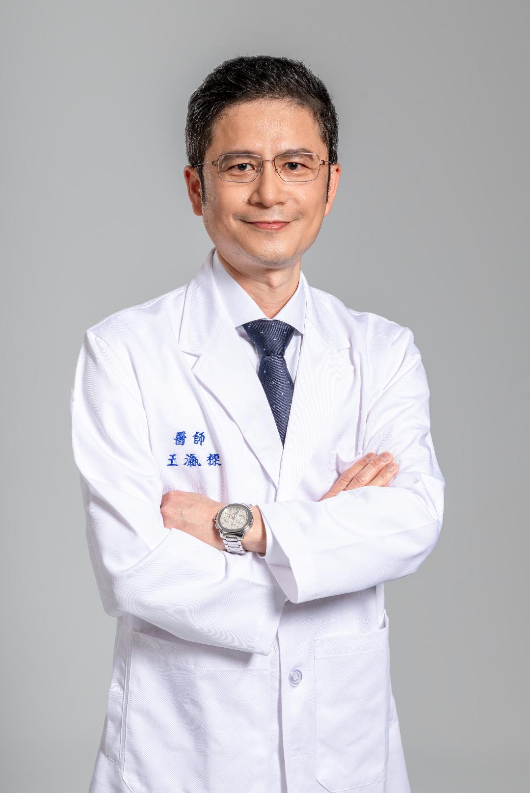 耳鼻喉頭頸部醫師照片
