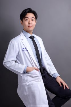 陳重均醫師相片